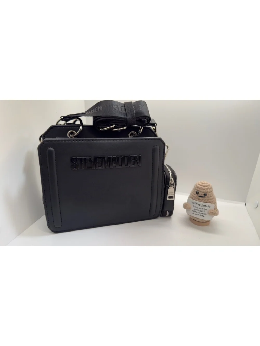 Steve Madden Black Bevelyn Crossbody Purse Bag With Pouch